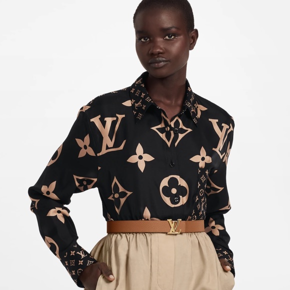 MINT Louis Vuitton LV Initial 30 mm 1.2” Reversible Women Belt Size 80 - Picture 12 of 12